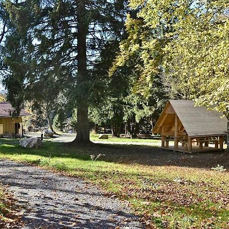 Le Petit Loup, Appartement Neuf Avec Jardin Gerbépal Buitenkant foto