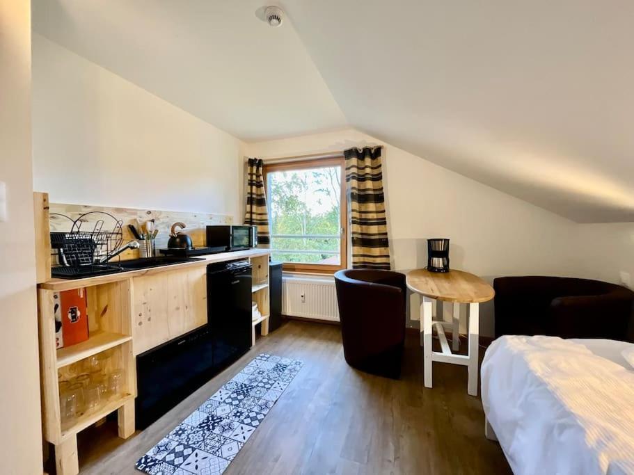 Le Petit Loup, Appartement Neuf Avec Jardin Gerbépal Buitenkant foto