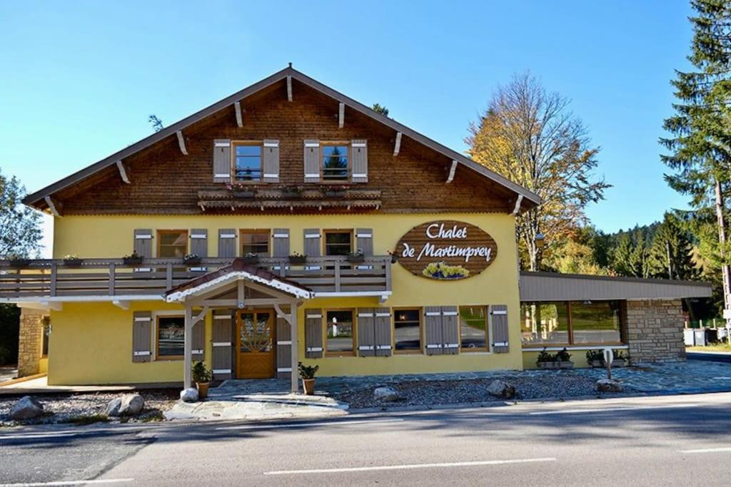 Le Petit Loup, Appartement Neuf Avec Jardin Gerbépal Buitenkant foto
